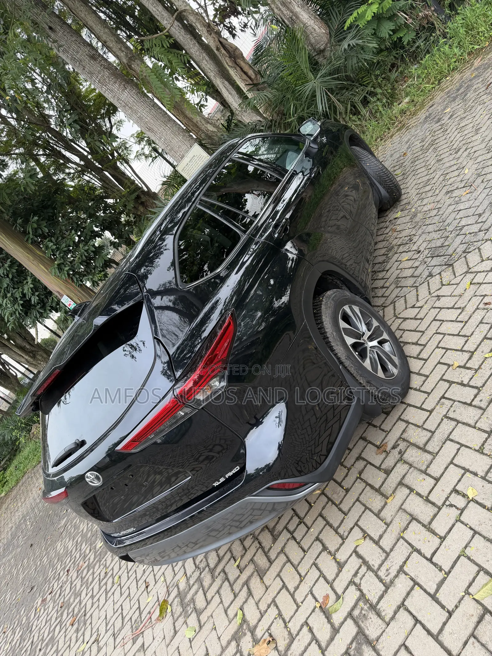 Toyota Highlander XLE 2021 Black