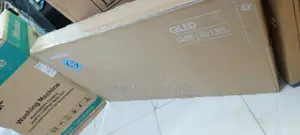 Modern Samsung 55" QLED 4K TV for Stylish Homes