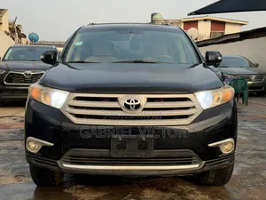 Toyota Highlander 2012 Black