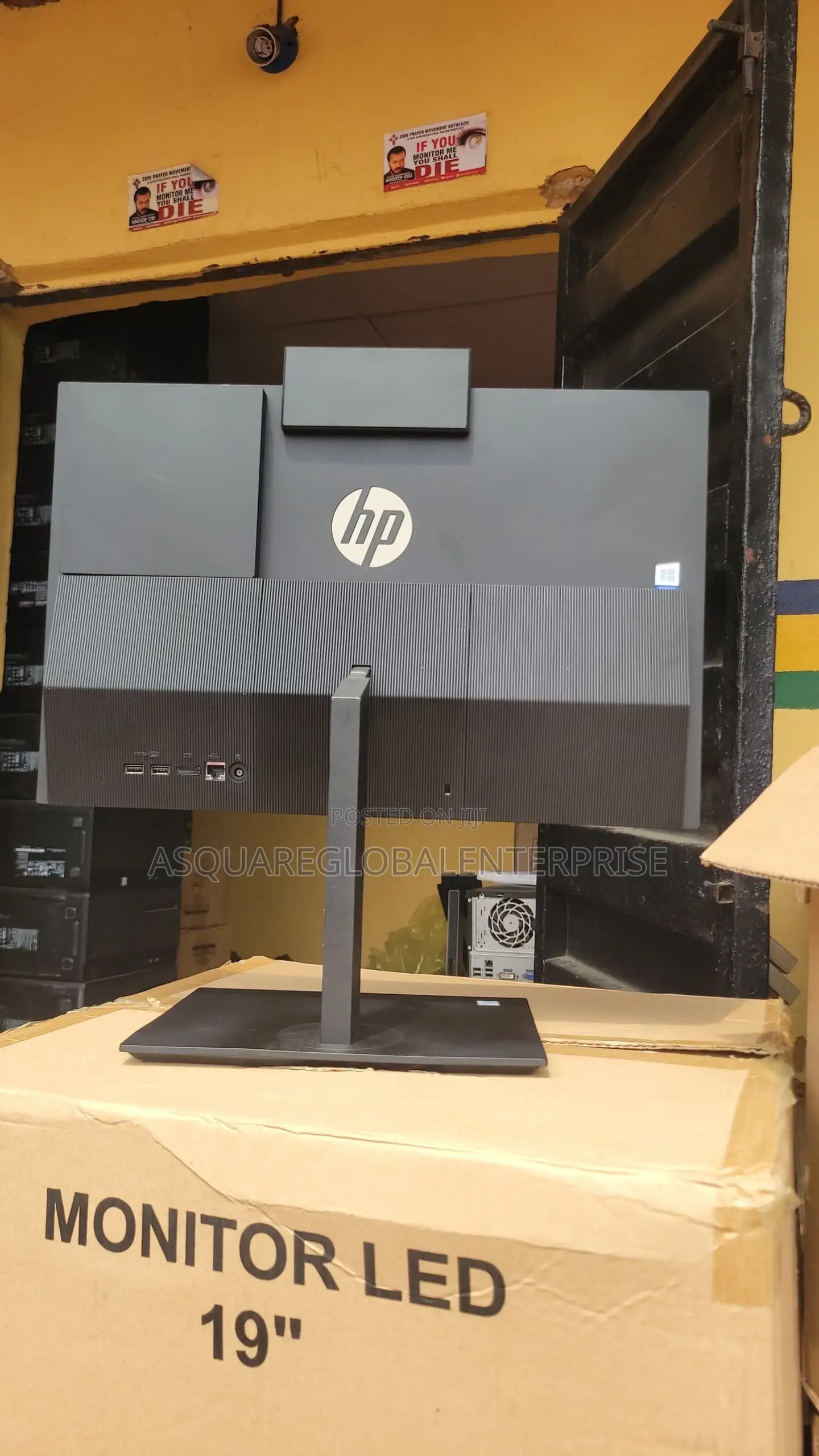 New Desktop Computer HP AiO 24 8GB Intel Core i5 SSD 256GB