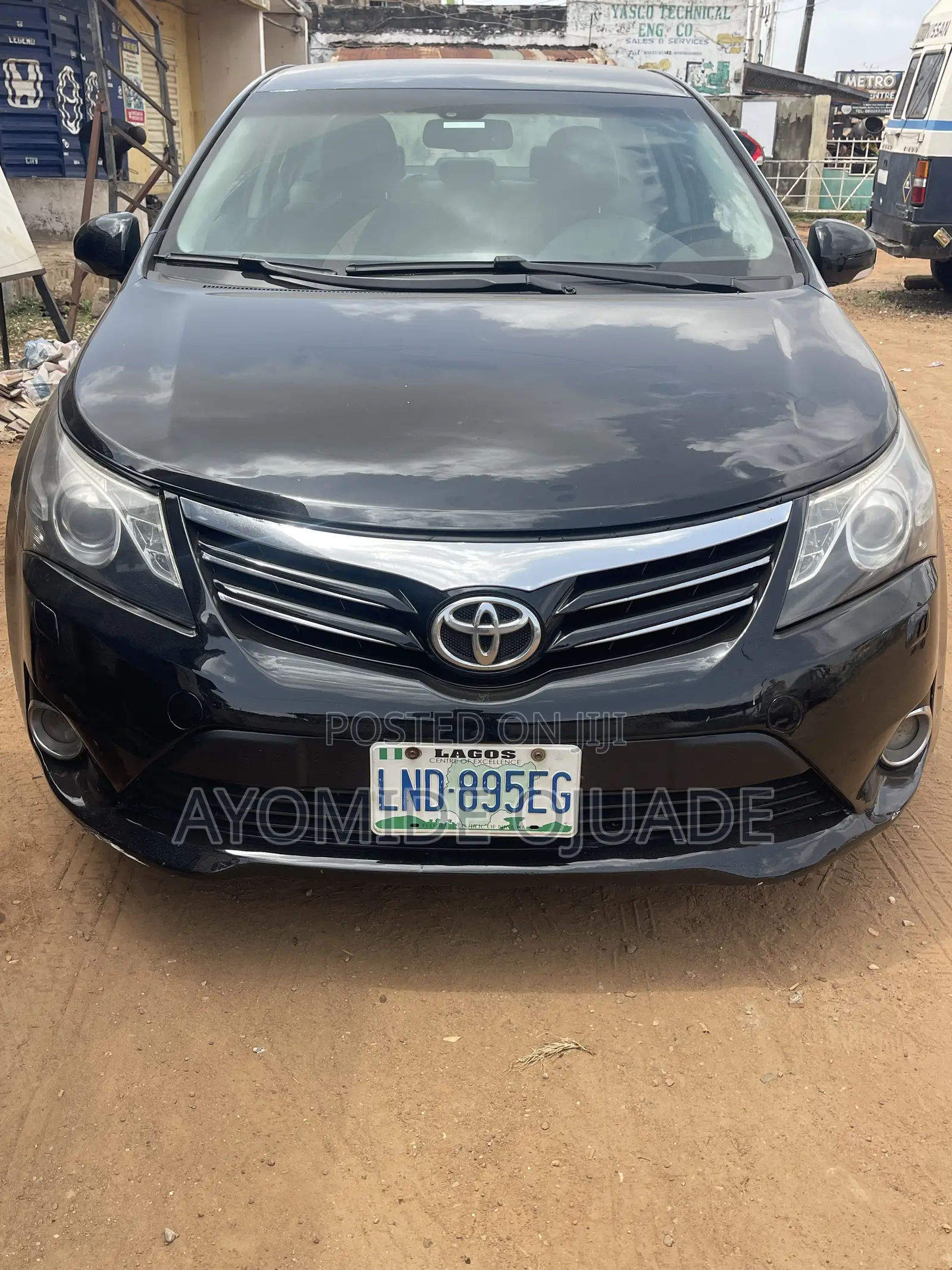 Toyota Avensis 2014 Black