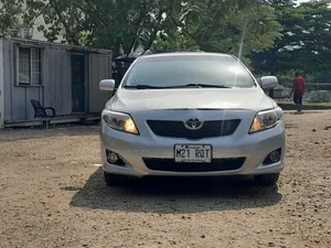 Toyota Corolla 2009 Silver