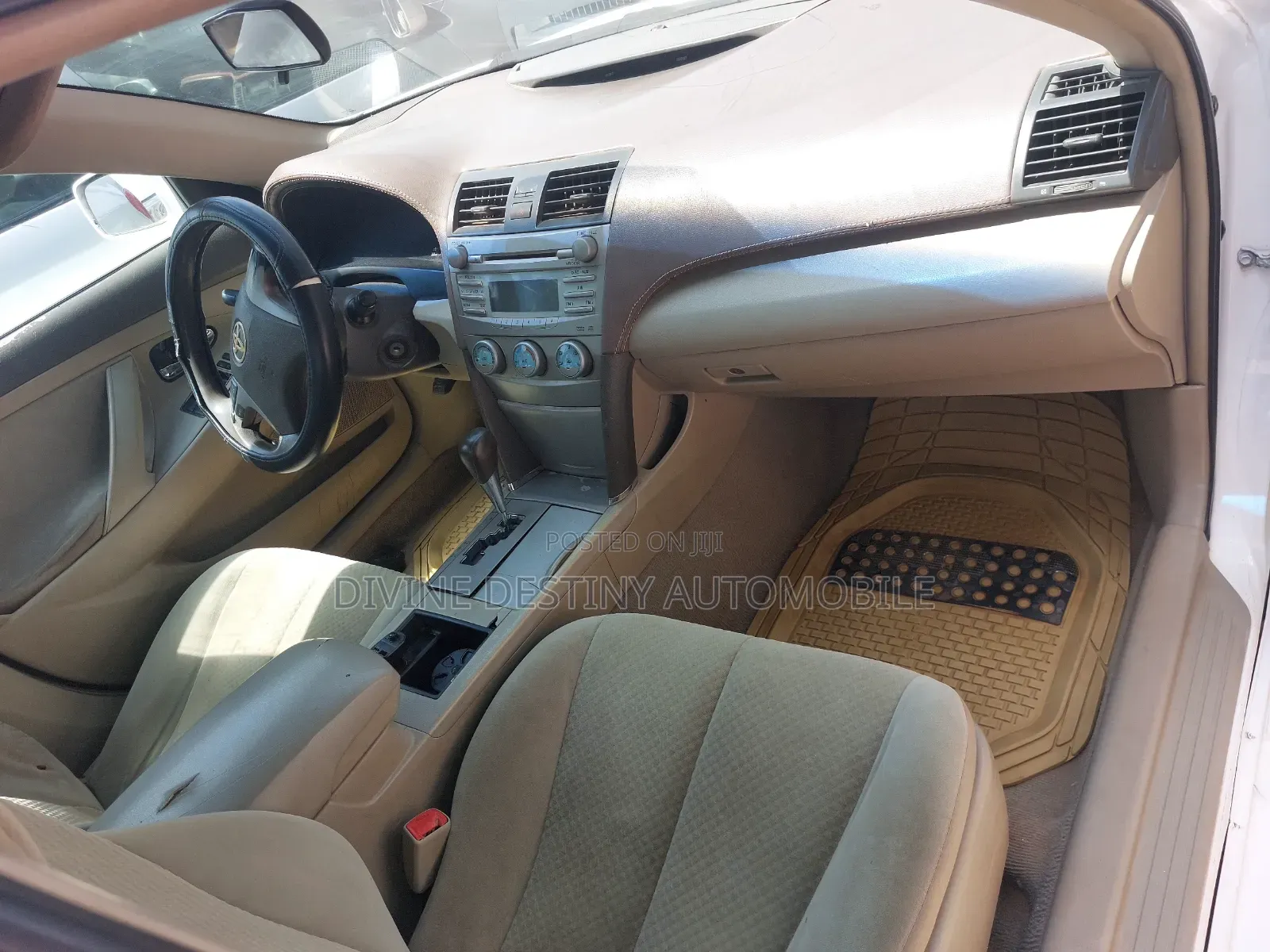 Toyota Camry 2.4 LE 2008 White