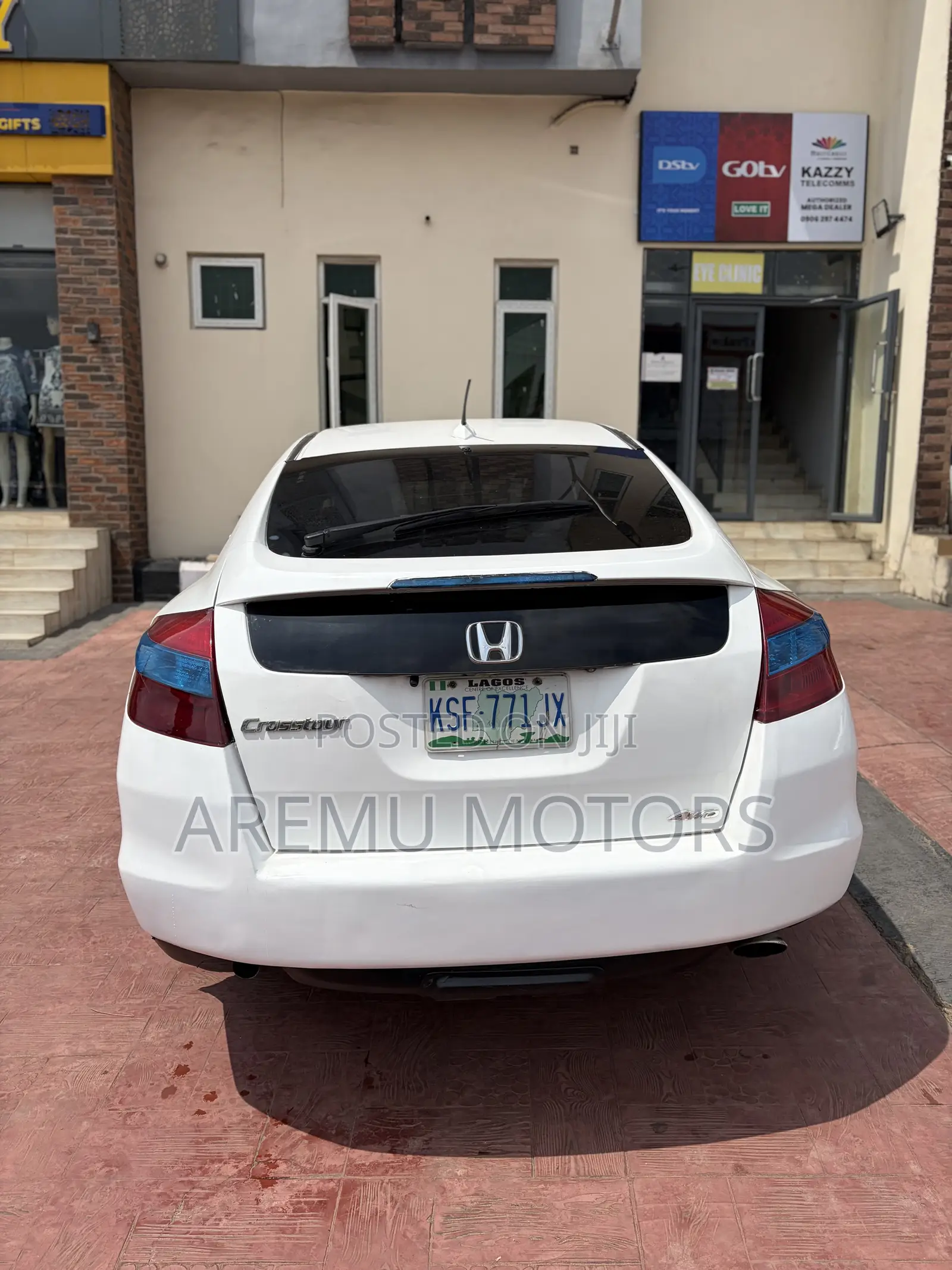 Honda Crosstour 2010 White