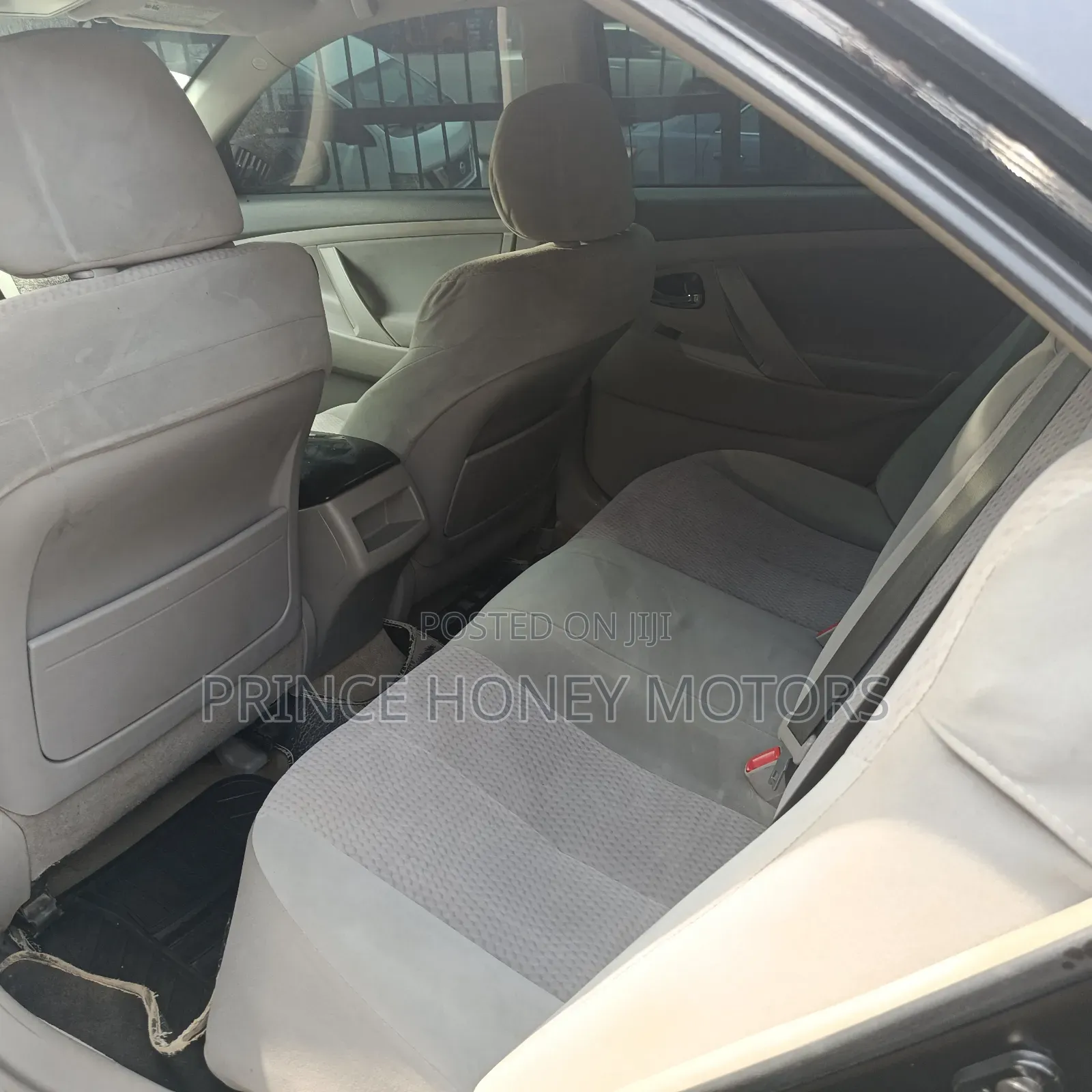 Toyota Camry LE 4dr Sedan (2.5L 4cyl 6AM) 2010 Black