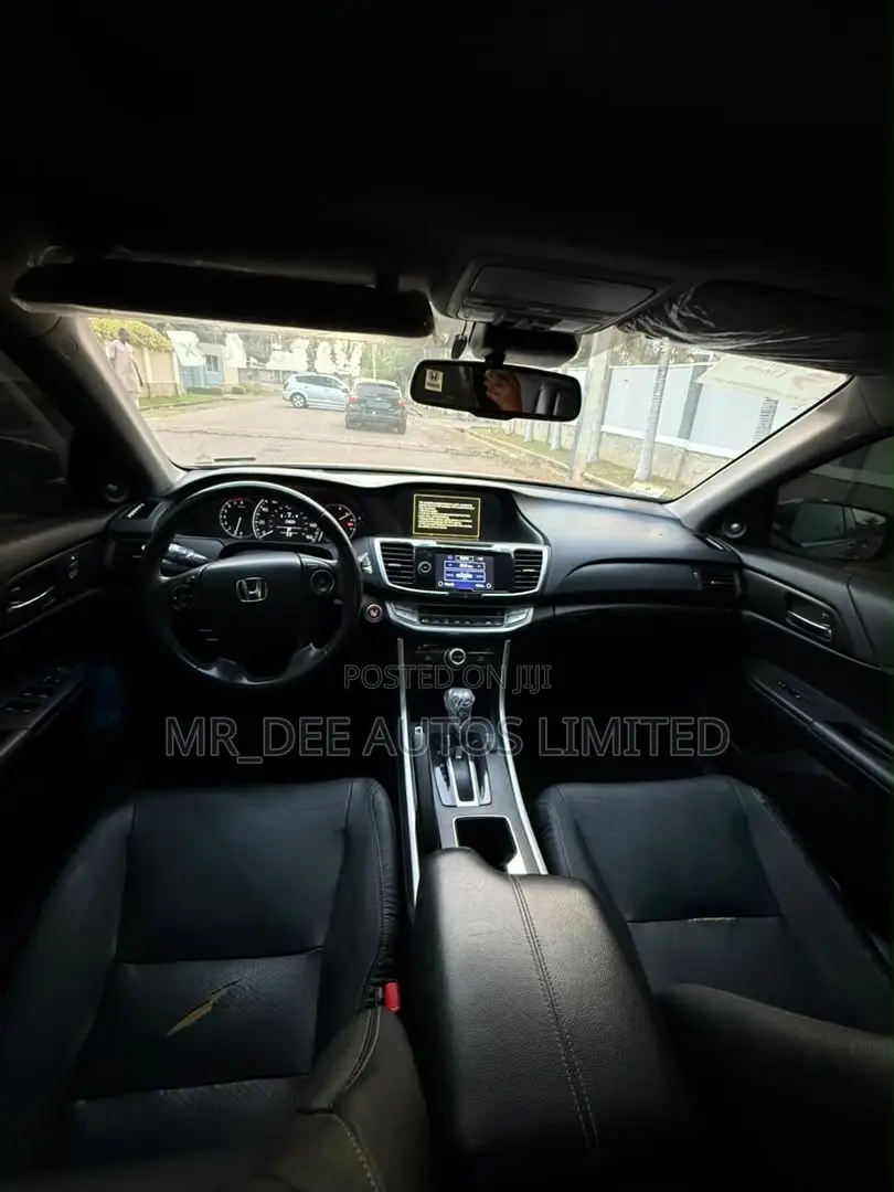 Honda Accord Touring V-6 4dr Sedan (3.5L 6cyl 6A) 2014 Black