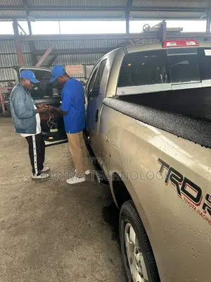 Professional Car Tracker Installation
