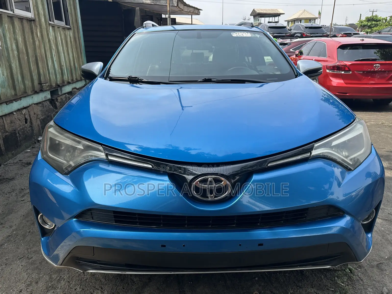 Toyota RAV4 SE FWD (2.5L 4cyl 6A) 2016 Blue