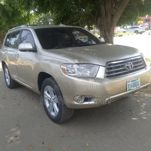 Toyota Highlander 2008 Gold