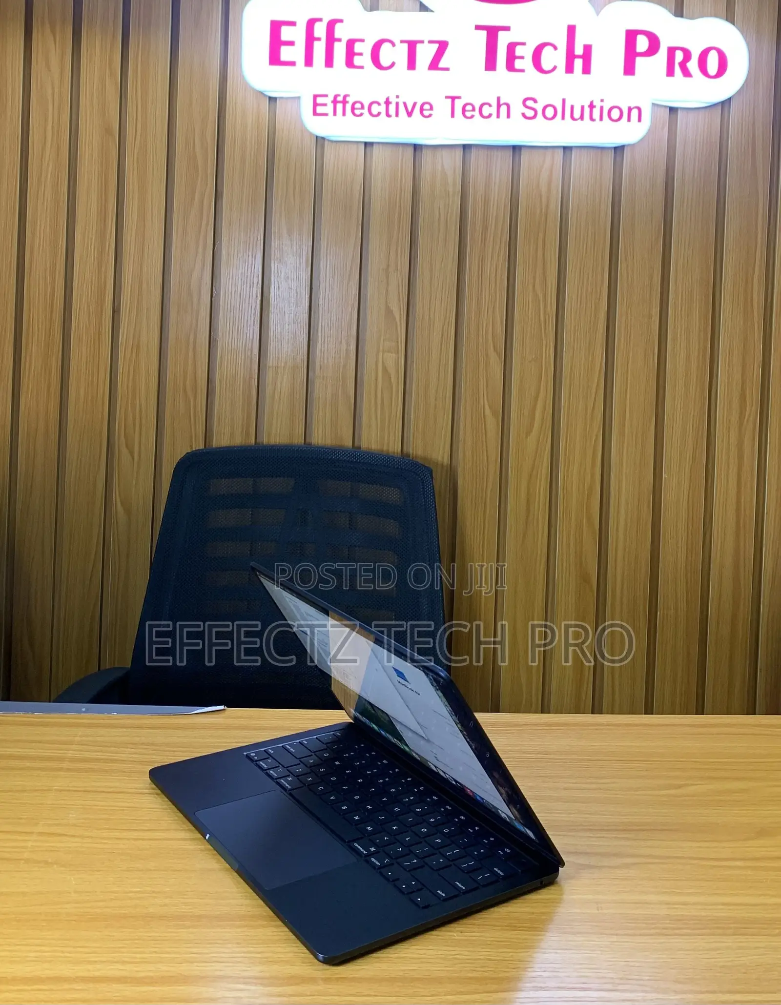Laptop Apple MacBook Air 2025 M4 16GB Apple M4 SSD 256GB