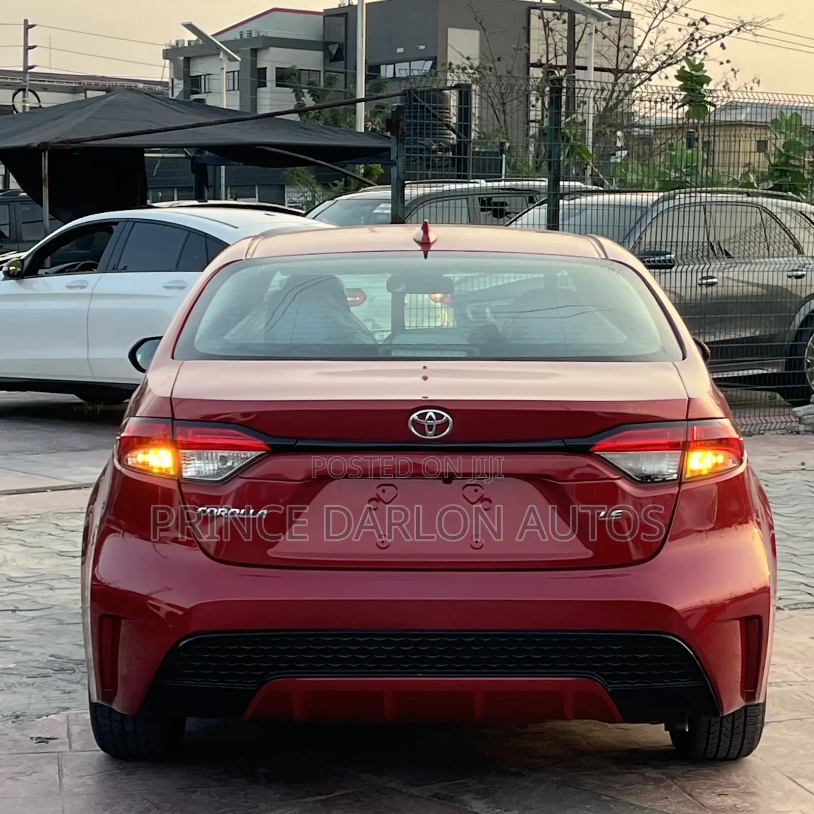 Toyota Corolla LE 2021 Red