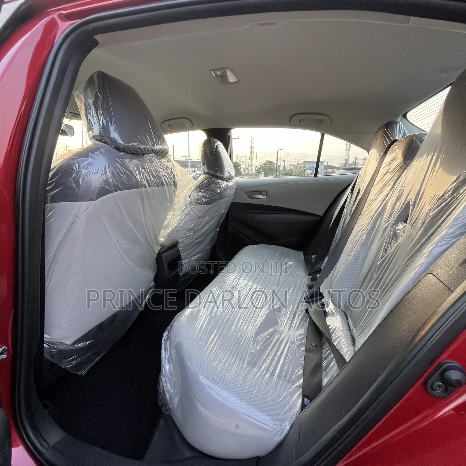 Toyota Corolla LE 2021 Red