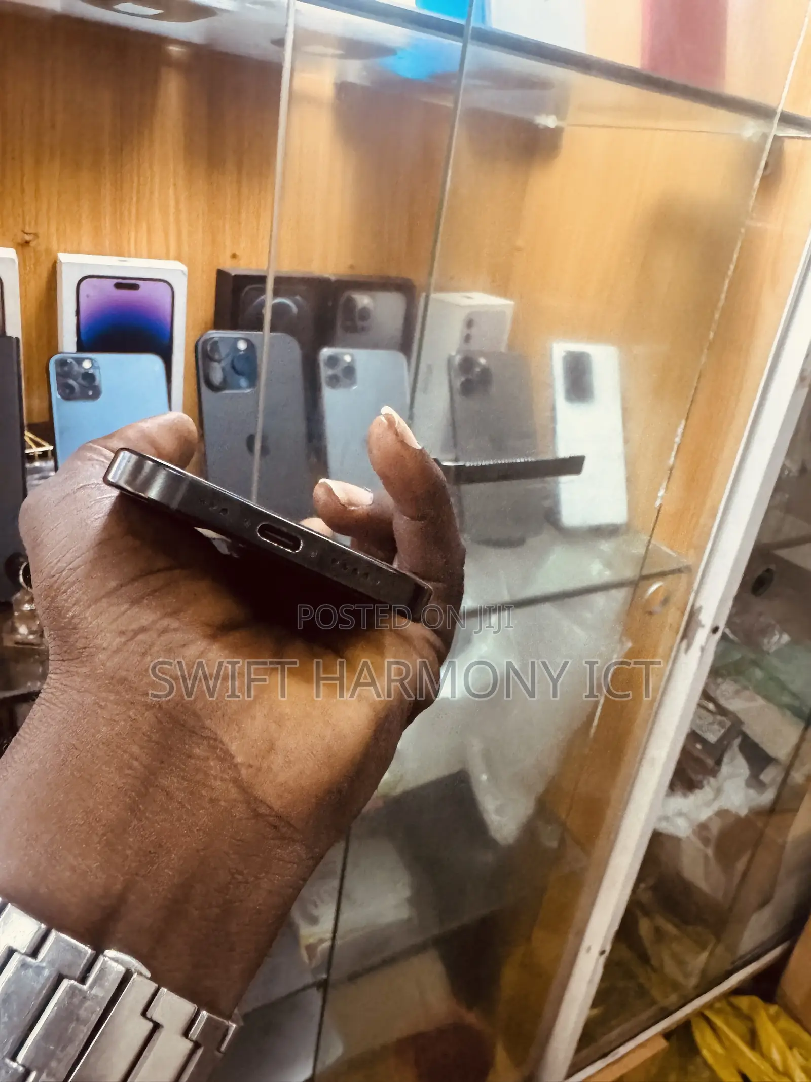 Apple iPhone 16 Pro 128 GB Black