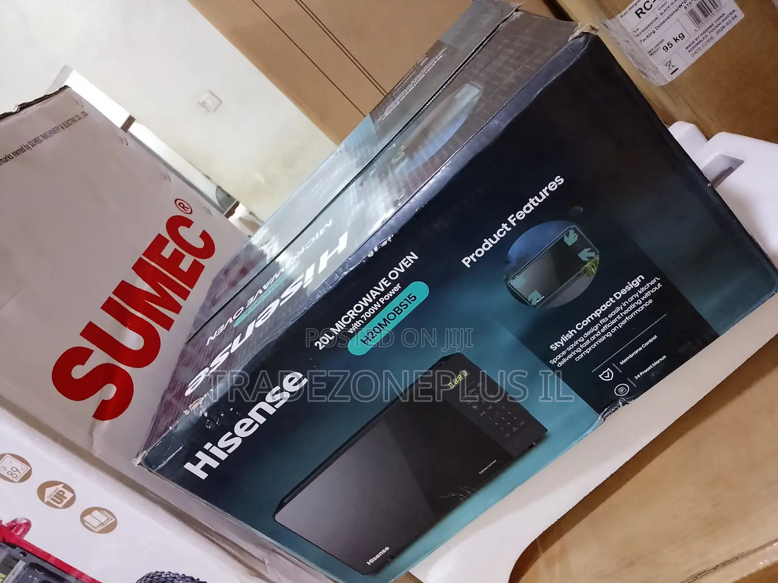 Hisense 700W Digital Microwave for Everyday Kitchen Needs