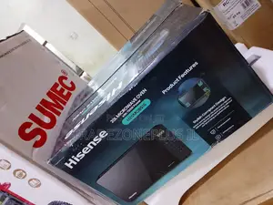 Hisense 700W Digital Microwave for Everyday Kitchen Needs