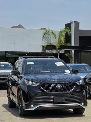 Toyota Highlander 2021 Black