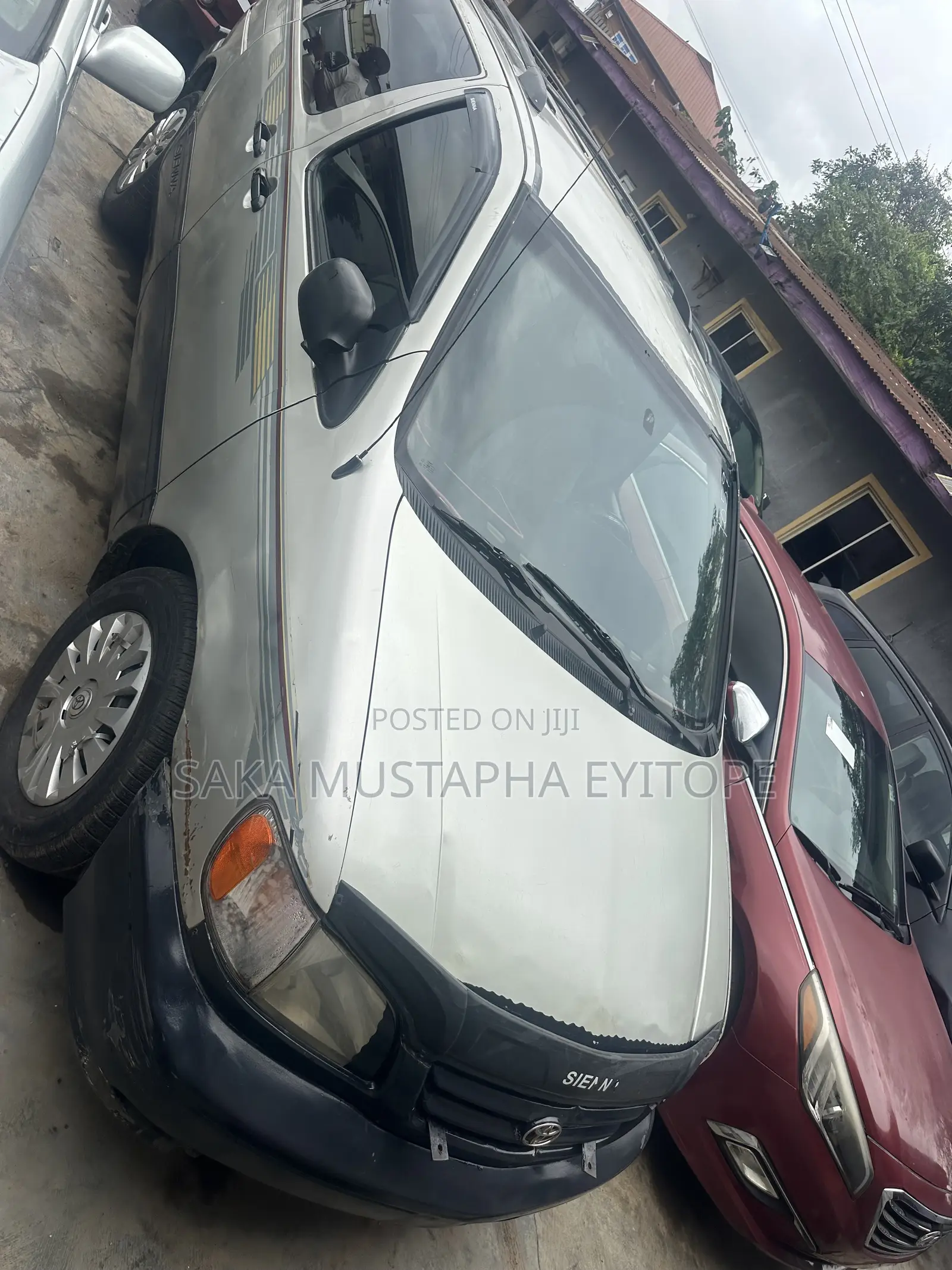 Toyota Sienna LE 2002 Gold