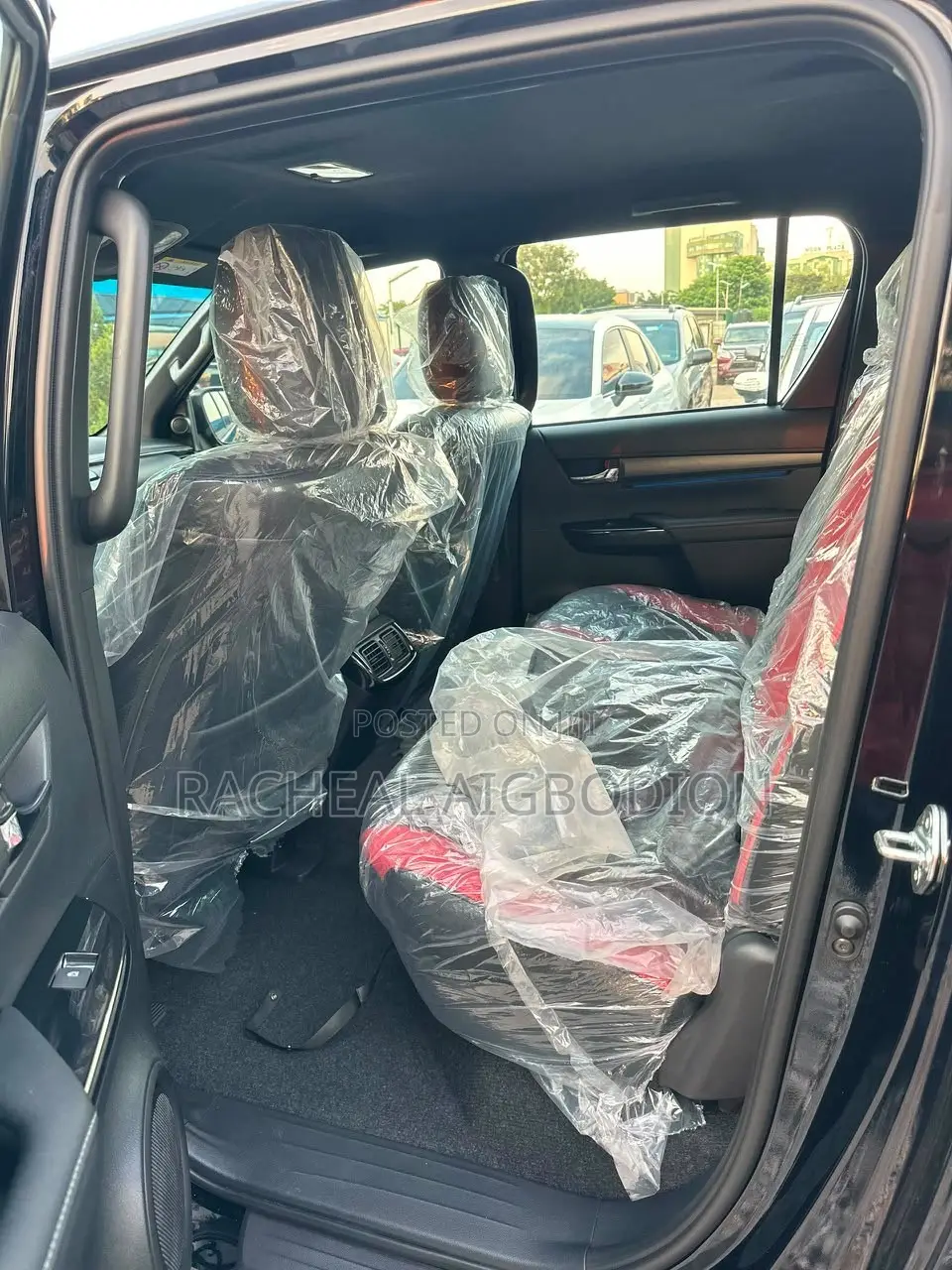 New Toyota Hilux 2025 Black