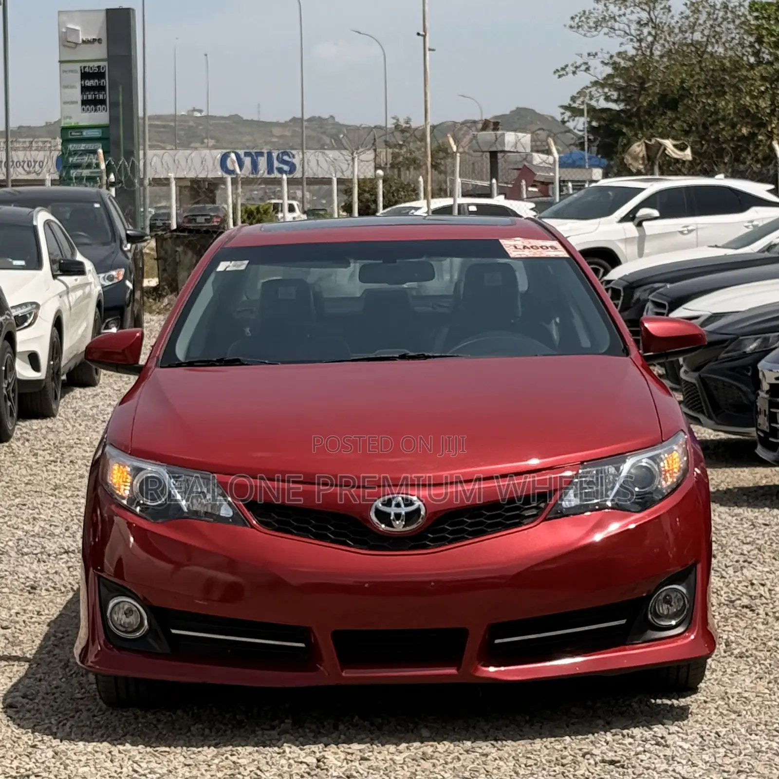 Toyota Camry 2014 Red