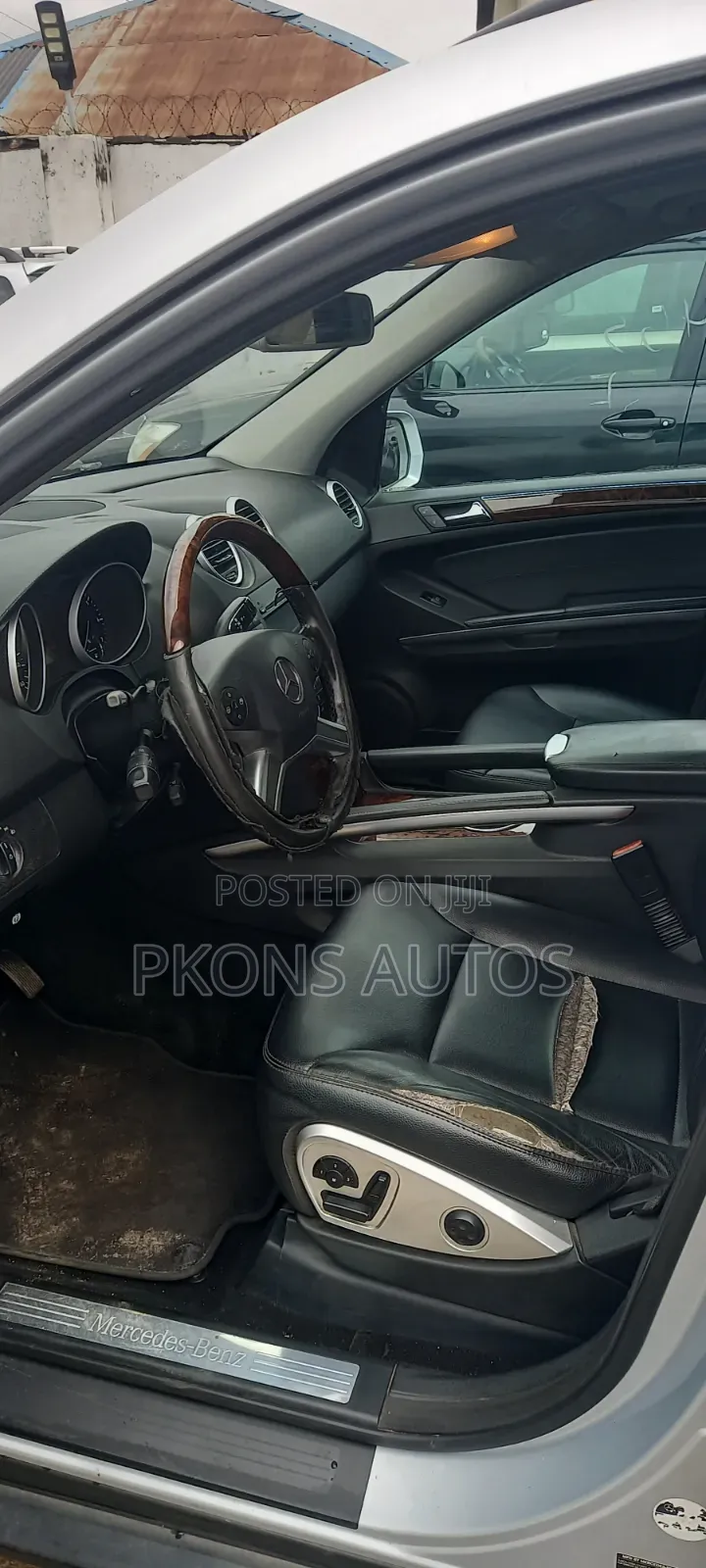 Mercedes-Benz M Class 2010 Silver