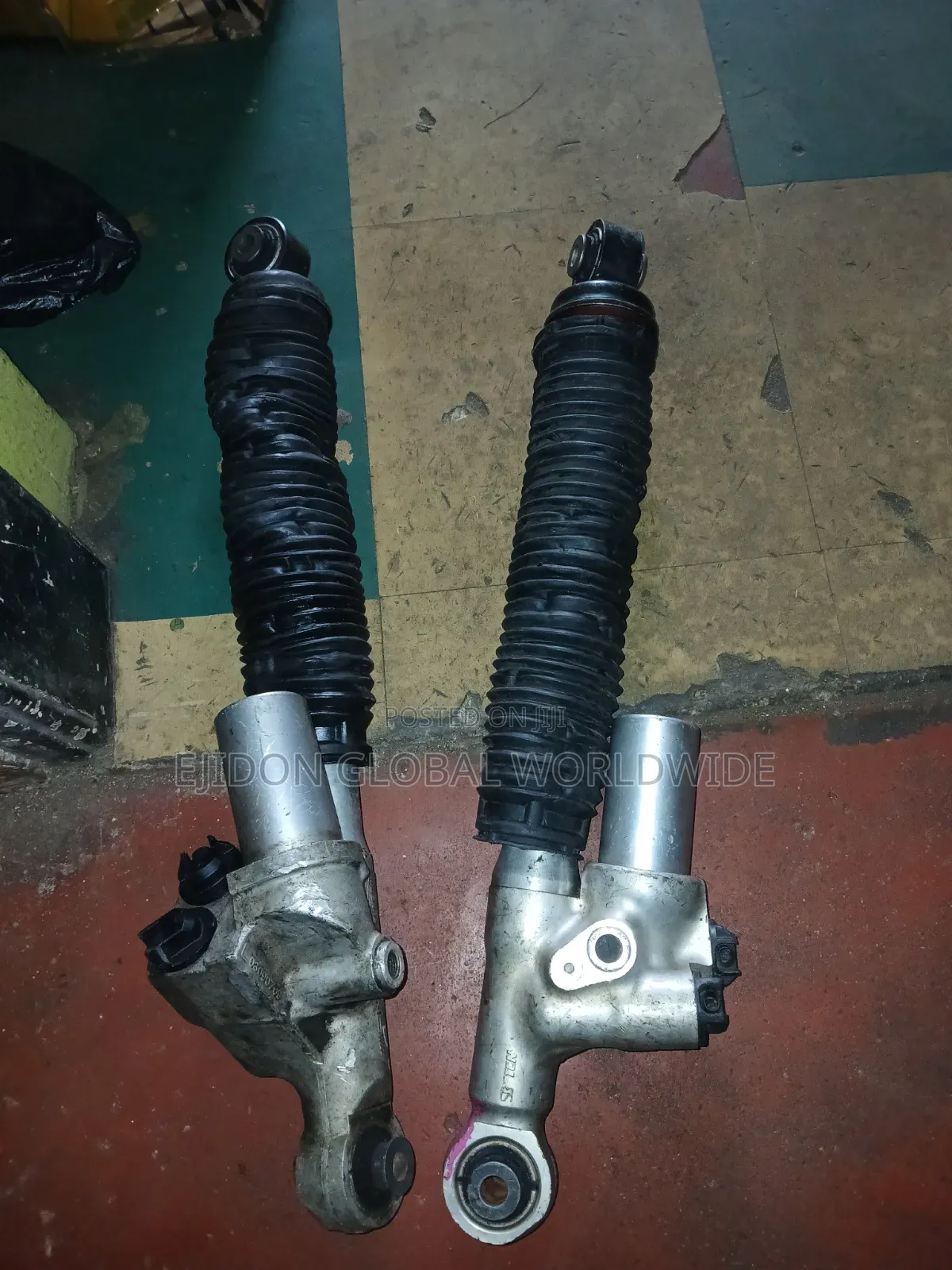 Back Spring Shock Mercedes Gwagon G63 G550 G500 2022 2024 2025 2026