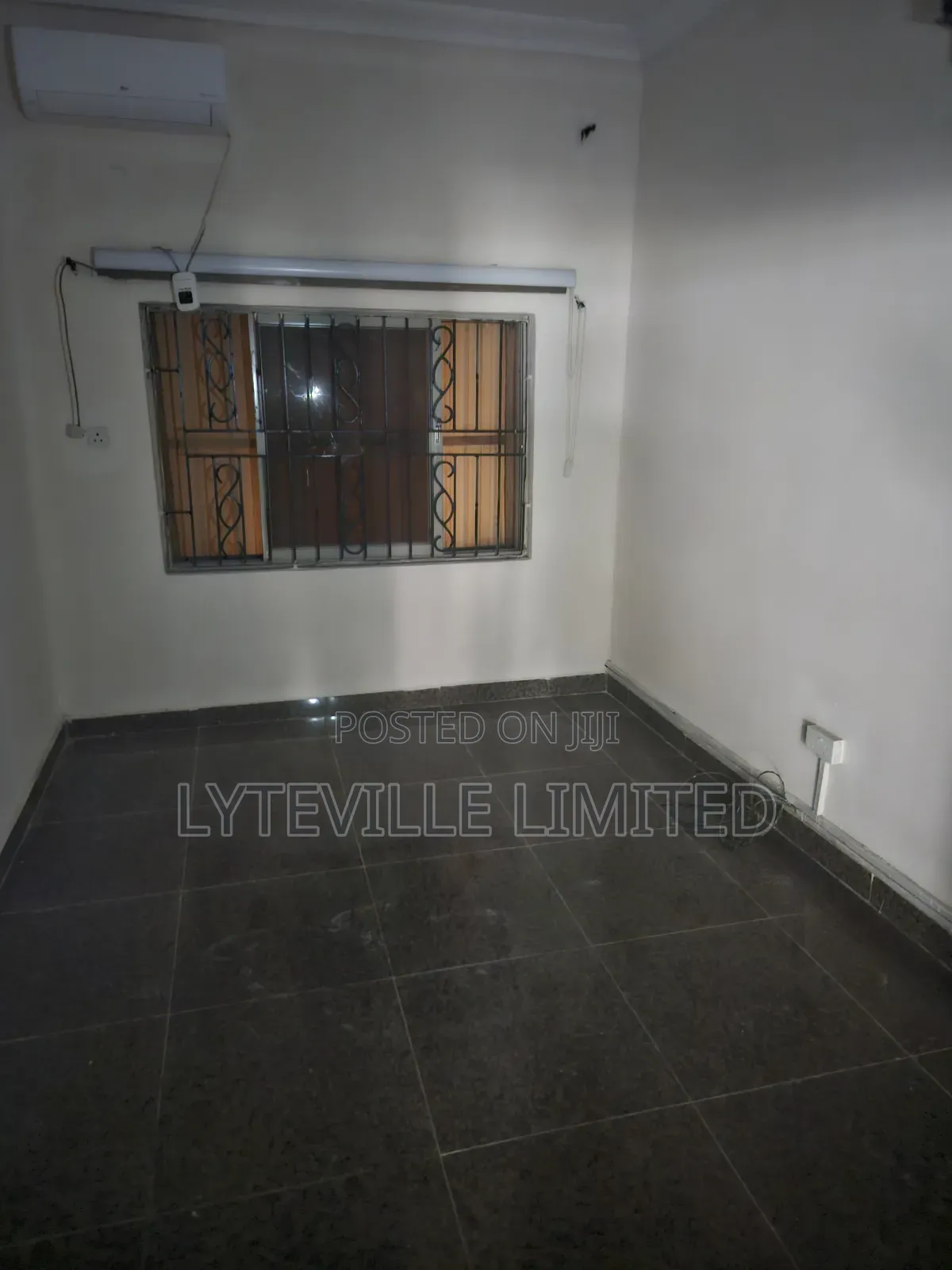 3bdrm Townhouse/Terrace in Wuye for sale