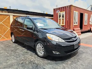 Toyota Sienna XLE 7 Passenger 2010 Black