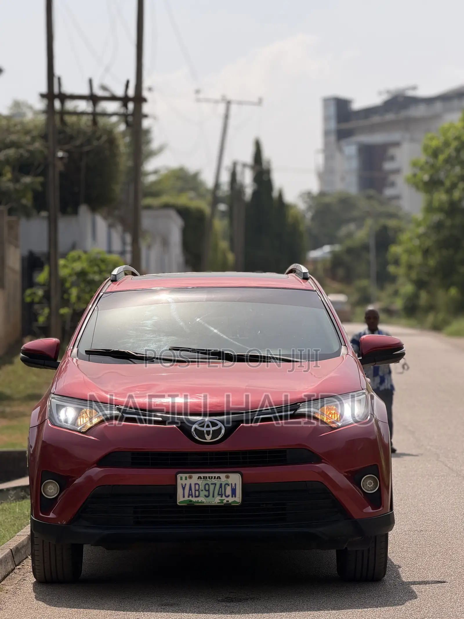 Toyota RAV4 2016 Red