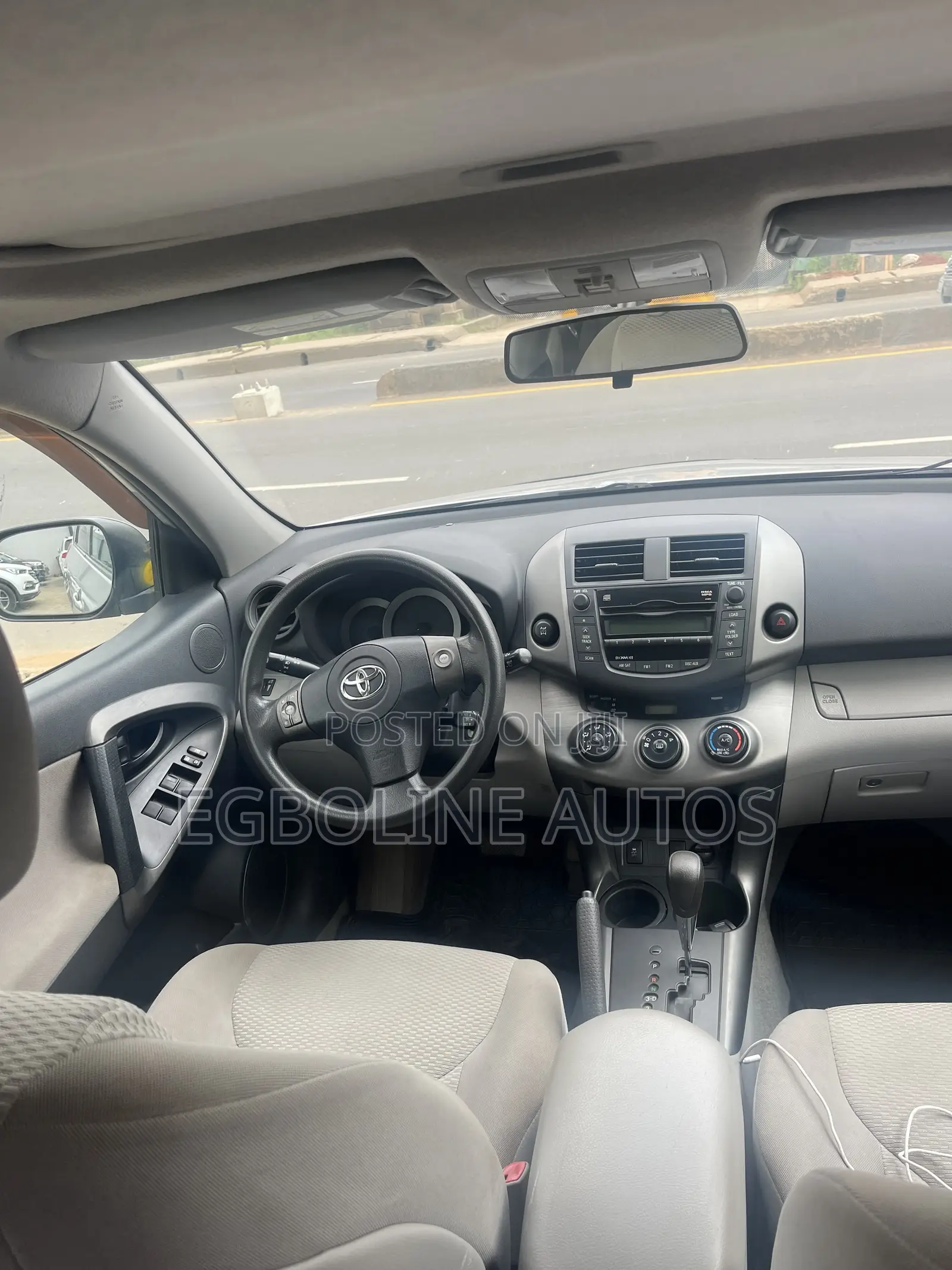 Toyota RAV4 2012 Silver