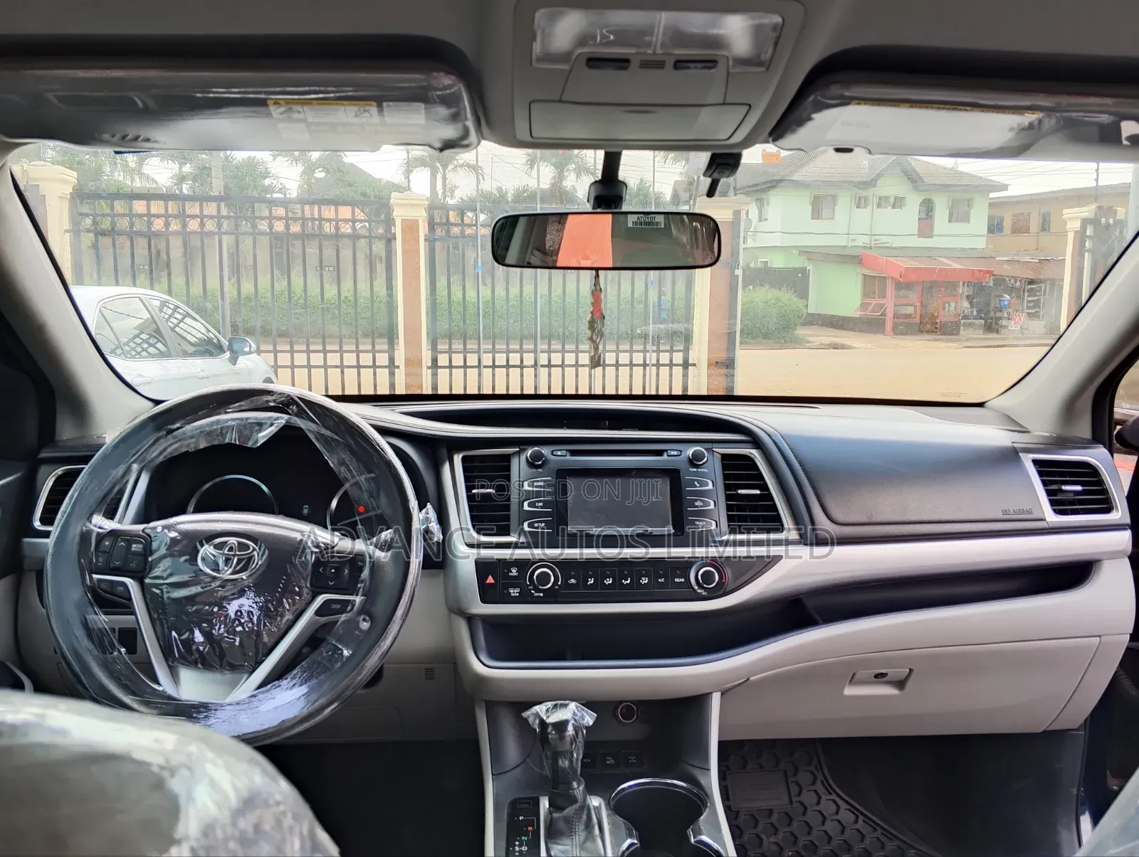 Toyota Highlander LE V6 4x4 (3.5L 6cyl 6A) 2016 Blue