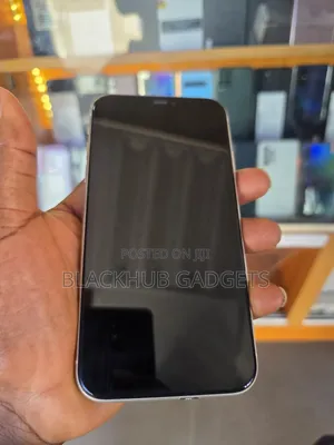 Apple iPhone 11 64 GB White