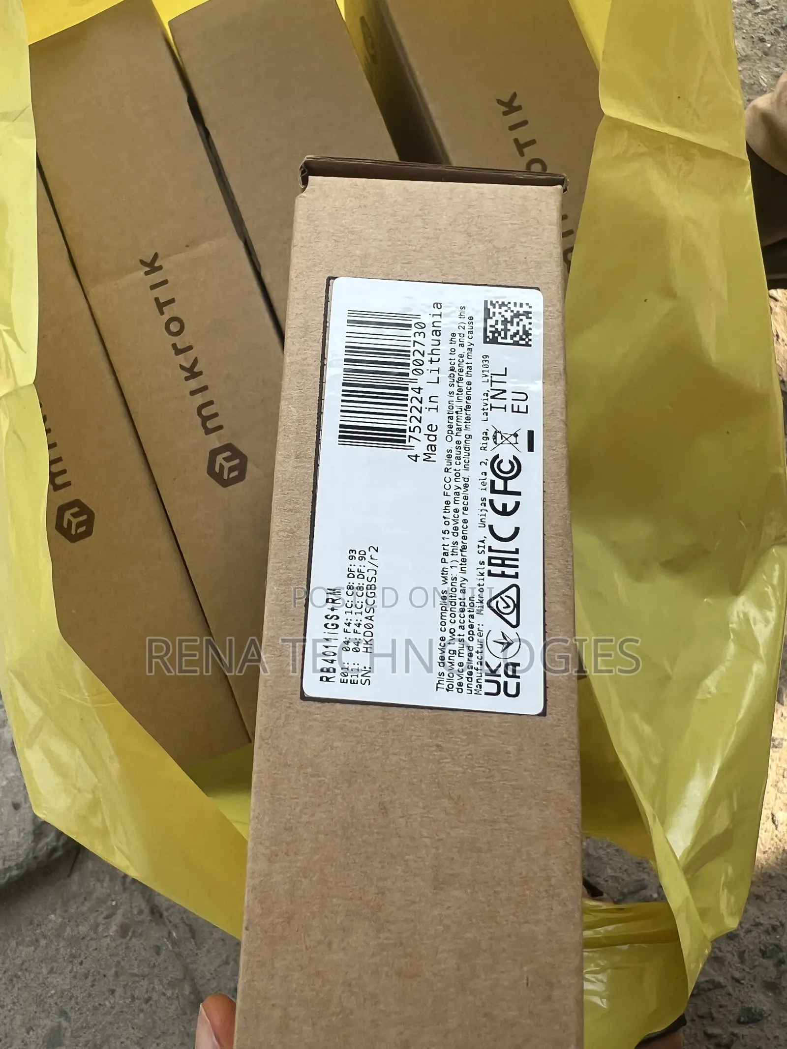 Mikrotik Rb4011igs+rm 10xgigabit With a Quad-Core ,1GB Ram, Sfp+