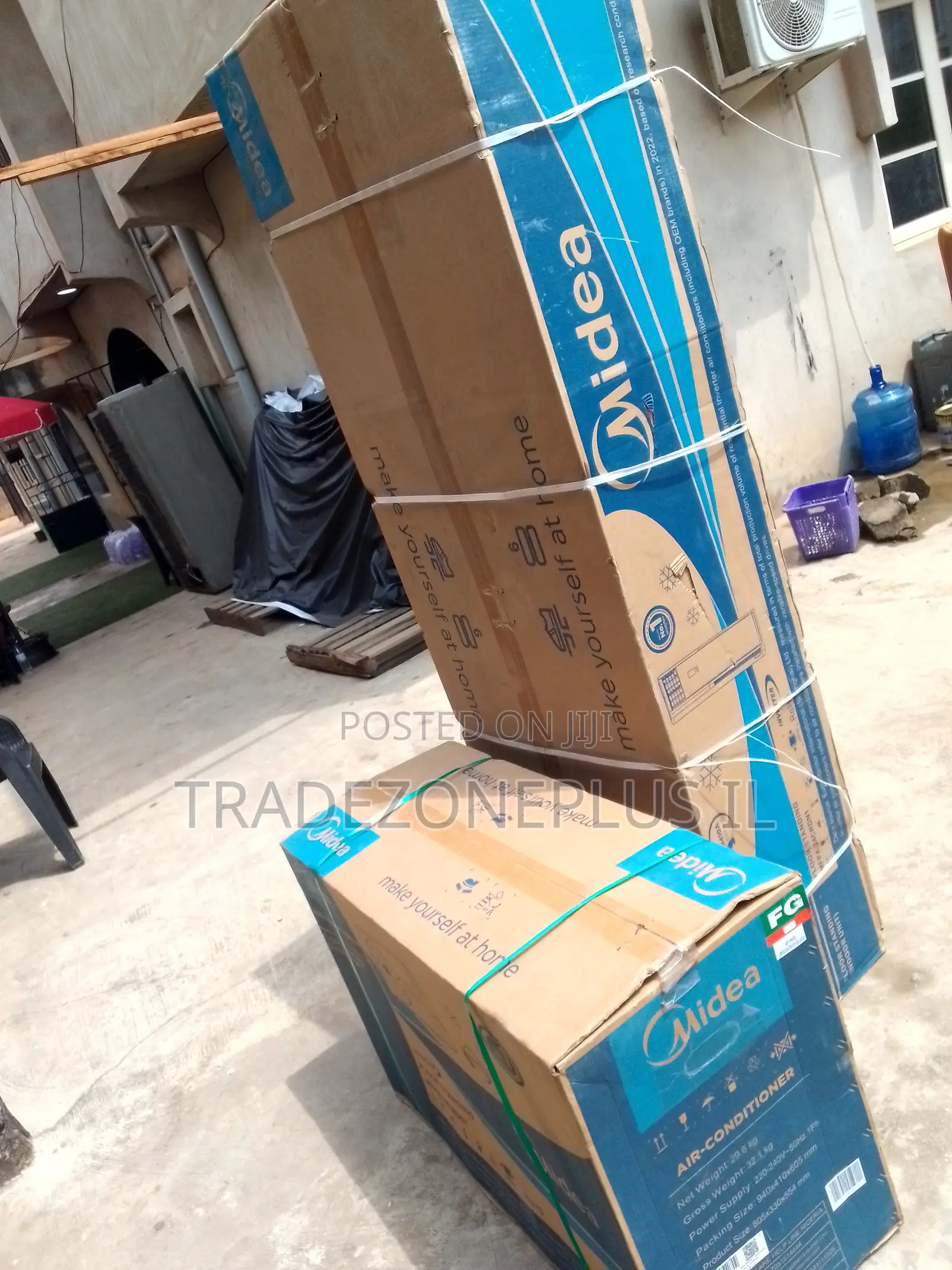 Business Premises Cooling Unit Midea 3HP Standing AC