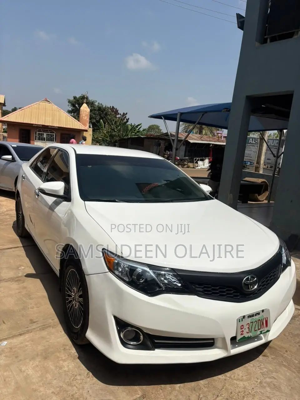 Toyota Camry LE 4dr Sedan (2.5L 4cyl 6A) 2013 Silver