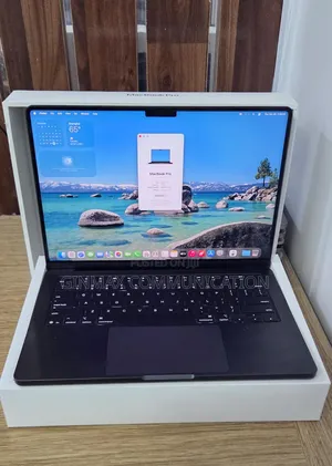 Laptop Apple MacBook Pro 2025 M5 16GB Apple M5 SSD 1T