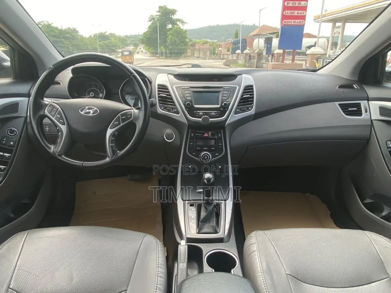 Hyundai Elantra Limited PZEV 4dr Sedan (1.8L 4cyl 6A) 2015 Silver