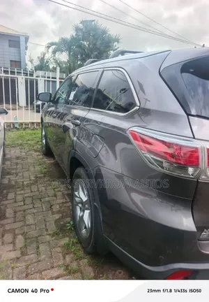 Toyota Highlander 2014 Silver