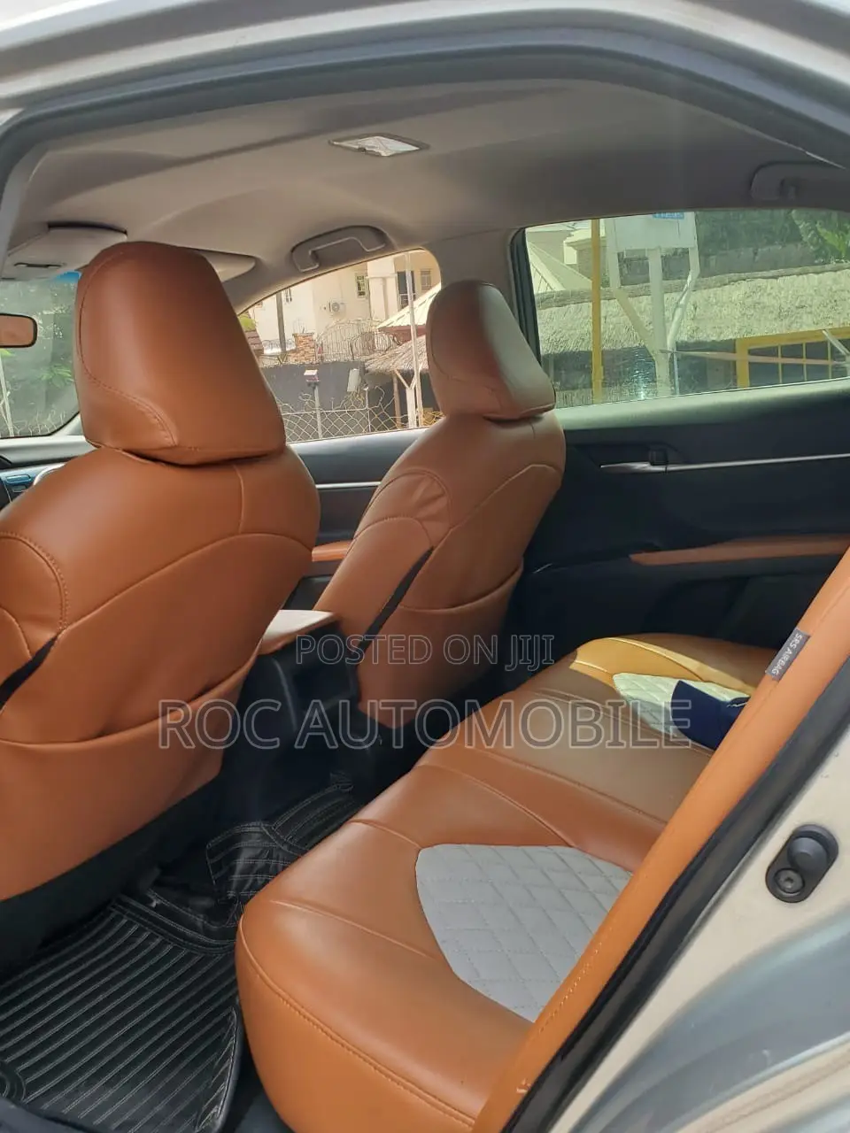 Toyota Camry 2018 Silver