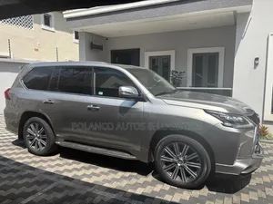 Lexus LX 570 AWD 2016 Gray