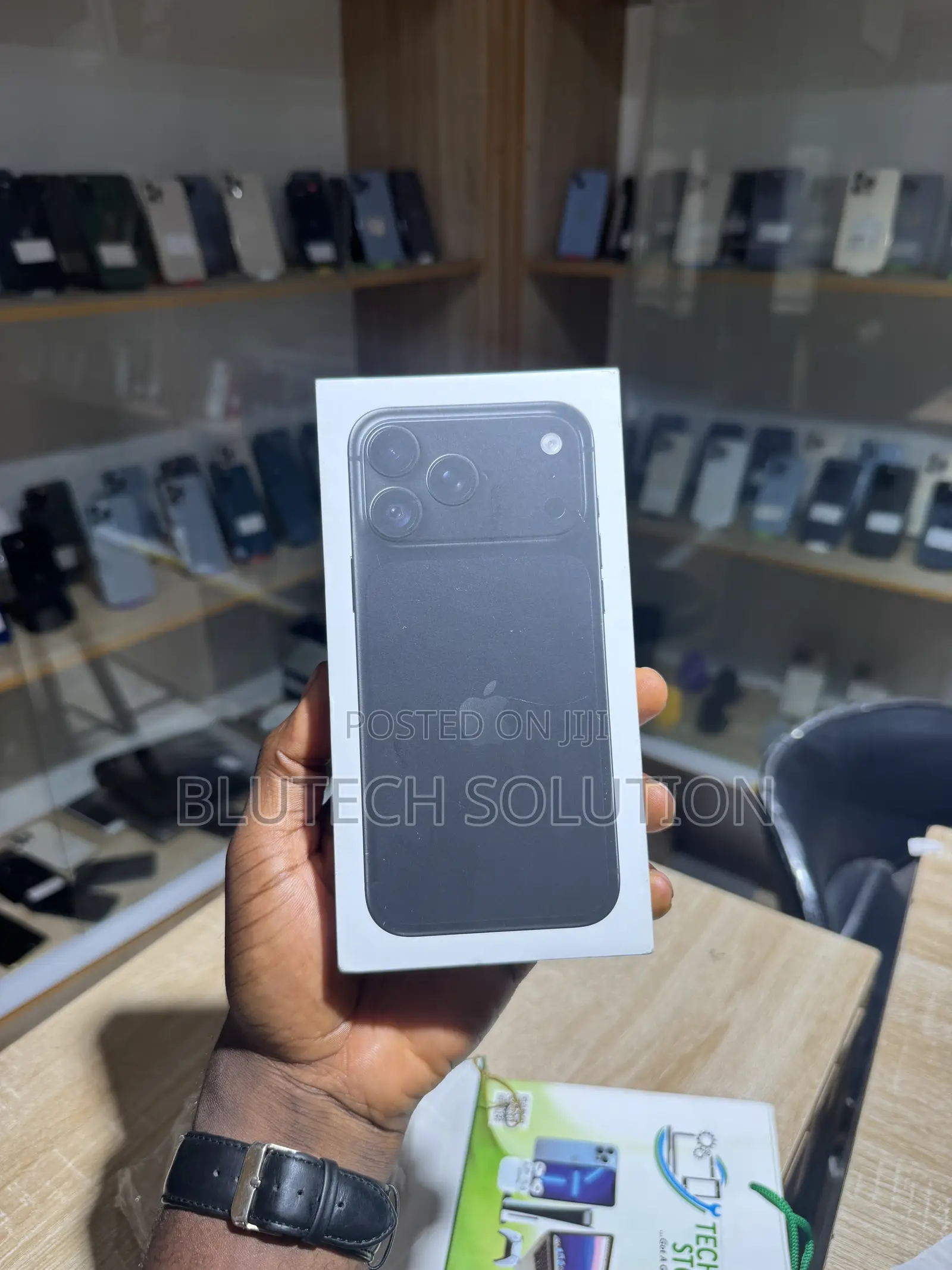 New Apple iPhone 18 Pro Max 256 GB Black