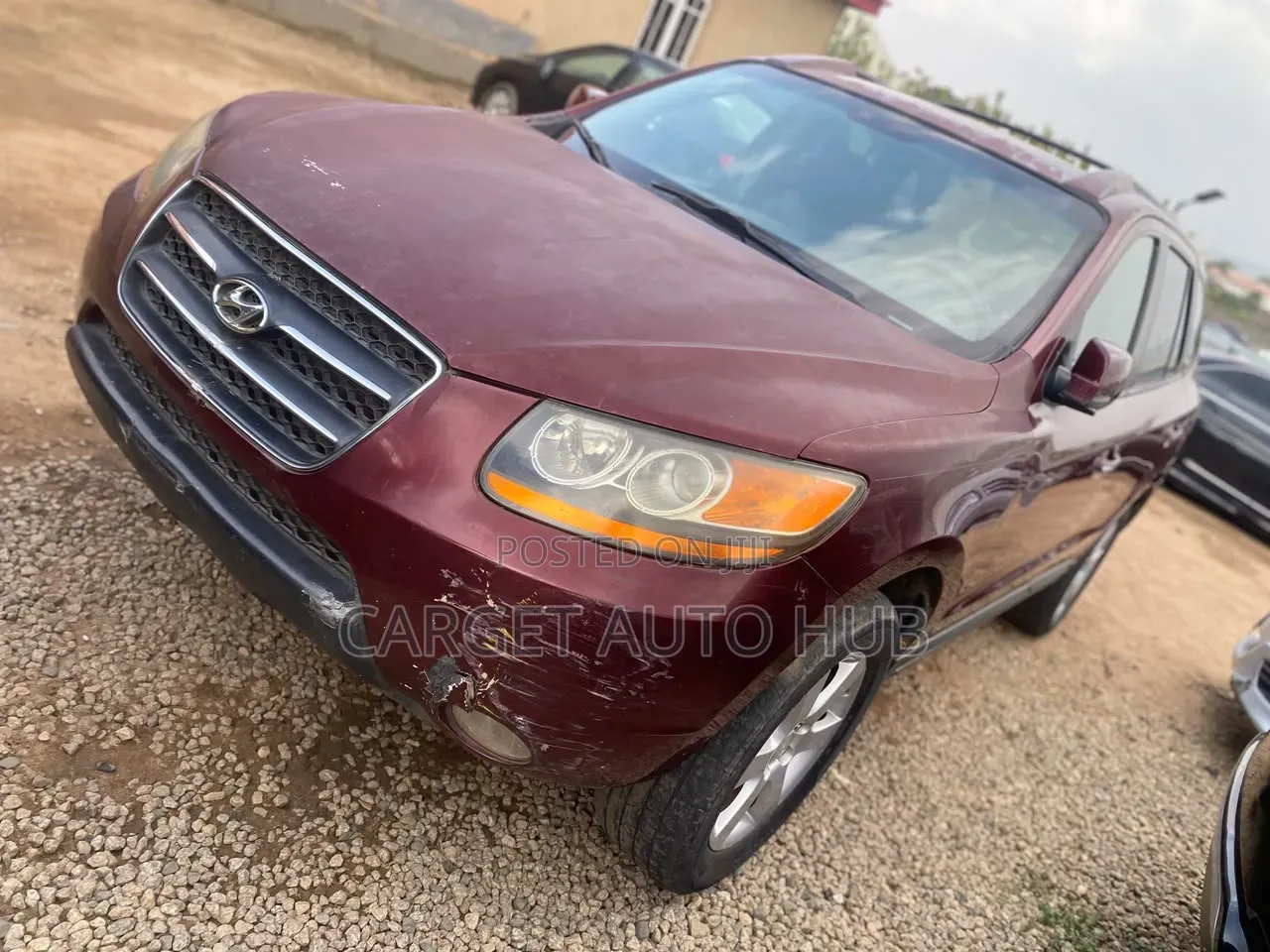 Hyundai Santa Fe 2011 Red