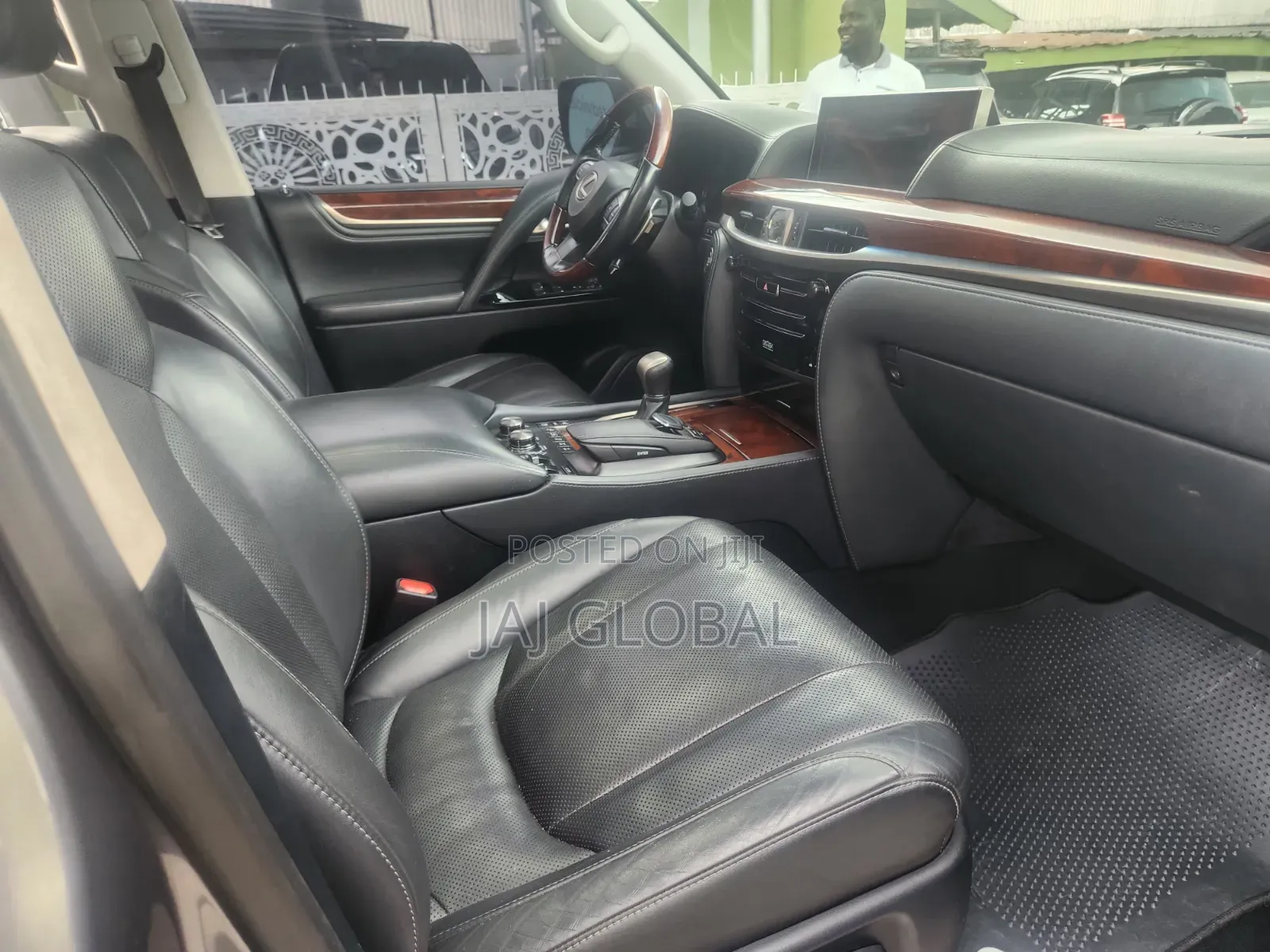 Lexus LX 2019 Gray