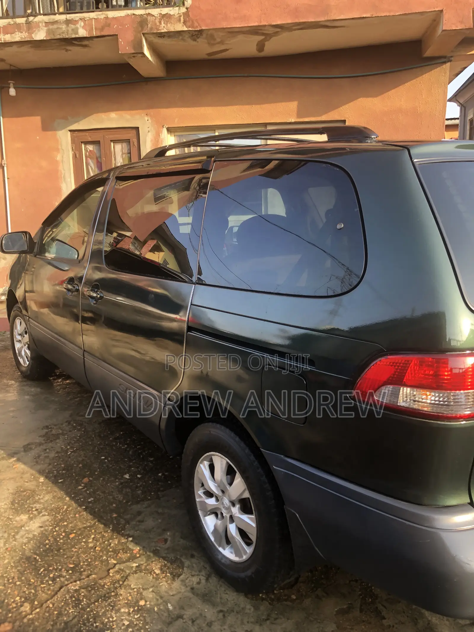 Toyota Sienna 2002 Green