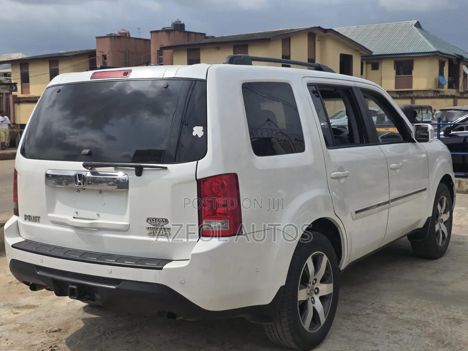Honda Pilot Touring w/RES/Navi 4WD (3.5L 6cyl 5A) 2012 White