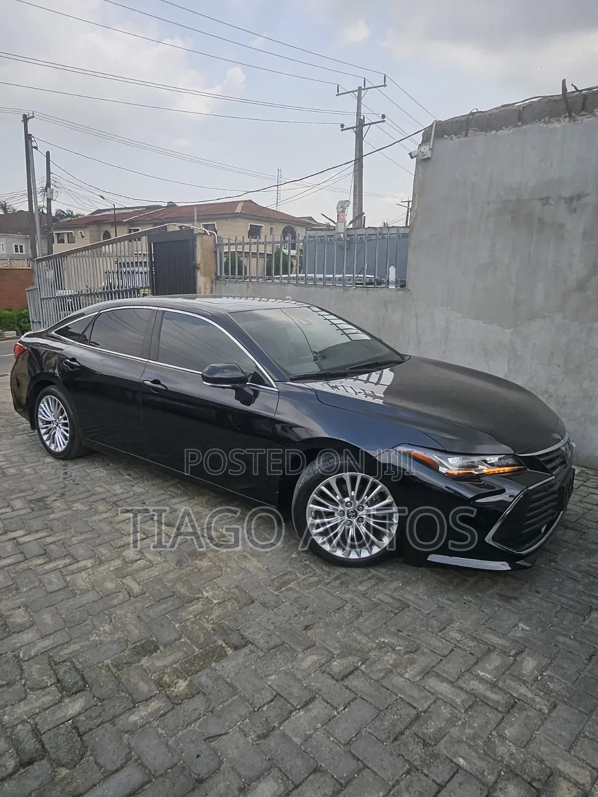 Toyota Avalon Limited FWD Sedan (3.5L V6 8A) 2019 Black