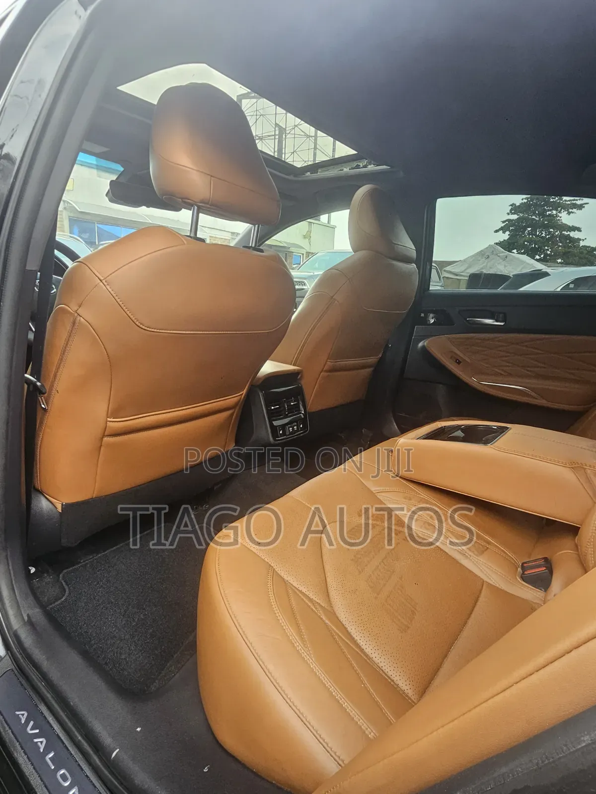 Toyota Avalon Limited FWD Sedan (3.5L V6 8A) 2019 Black