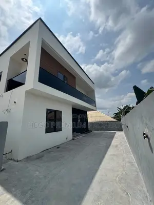 4bdrm Duplex in Majesty Estate, Obio-Akpor for sale