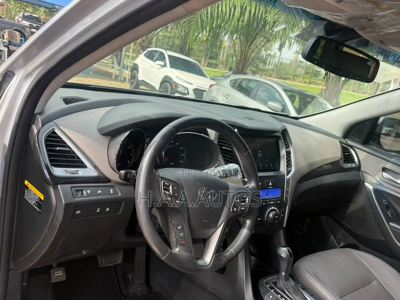 Hyundai Santa Fe Limited 4dr SUV AWD (3.3L 6cyl 6A) 2014 Silver