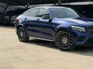 Mercedes-Benz GLC-Class 2019 Blue