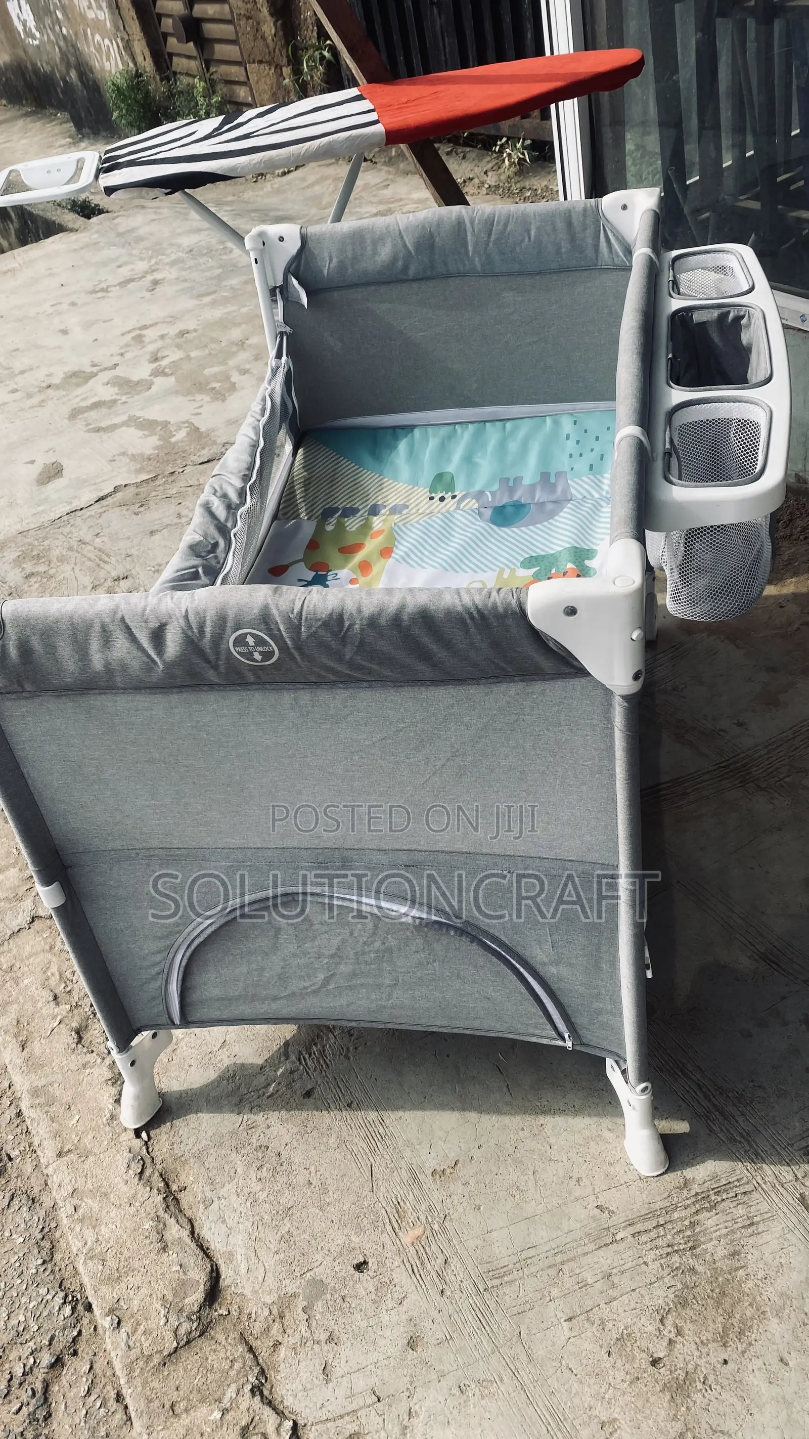 Very Clean Next-to-Me Baby Cot